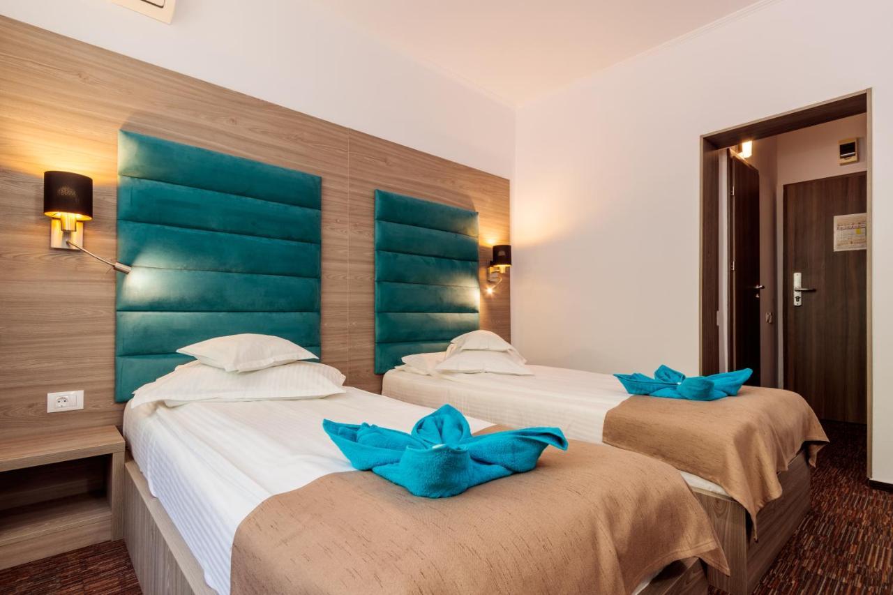 Hotel Orizont Călimăneşti Kültér fotó
