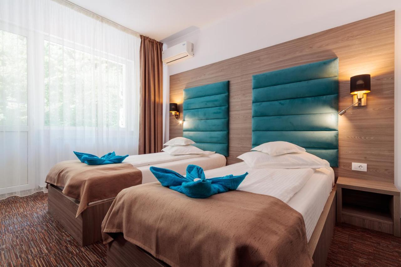 Hotel Orizont Călimăneşti Kültér fotó