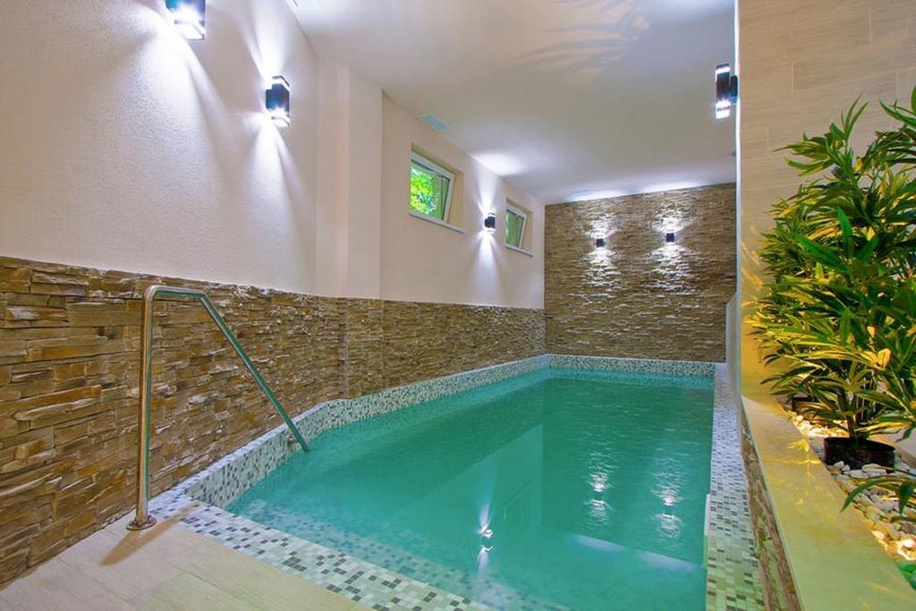 Hotel Orizont Călimăneşti Kültér fotó