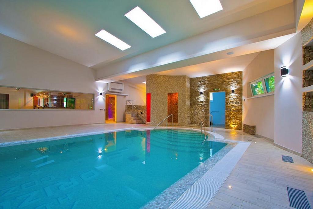 Hotel Orizont Călimăneşti Kültér fotó